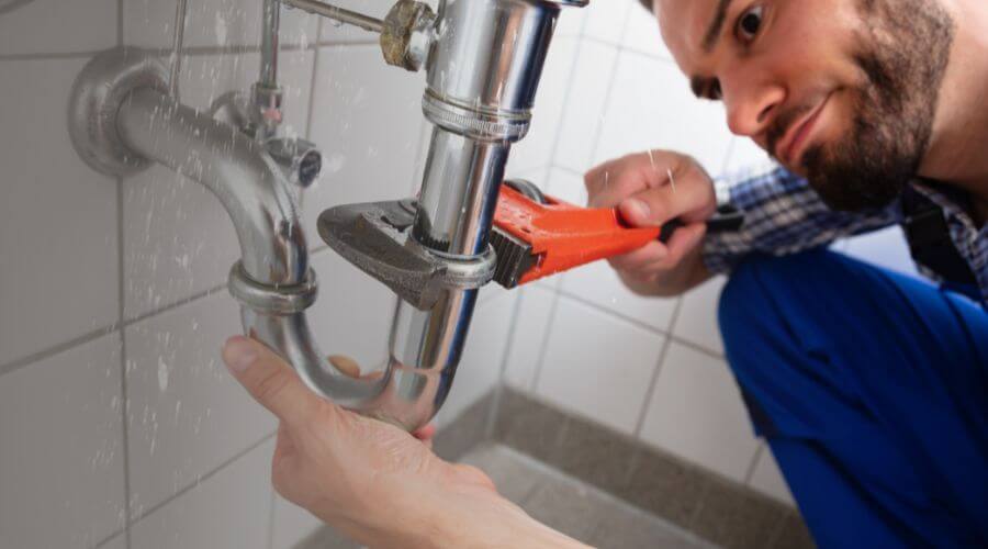 Local expert plumbing services in Roby, MO